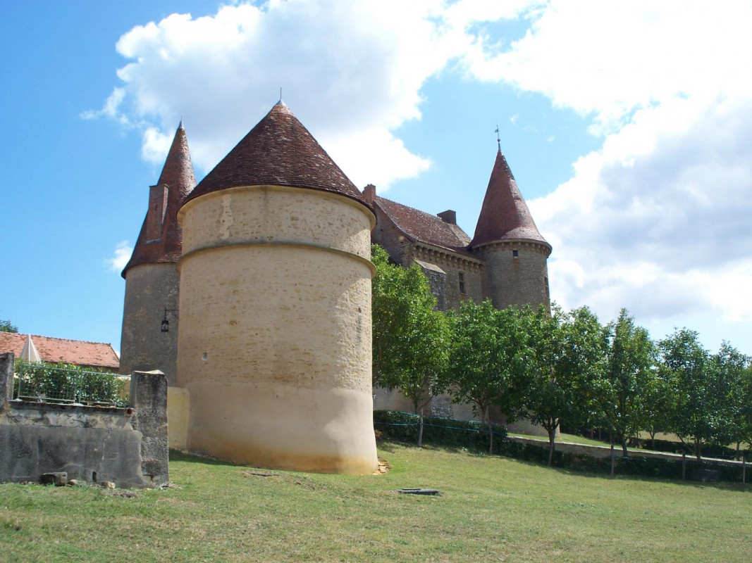 photo 0