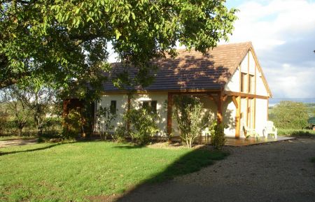 G&icirc;te n&deg;1767 Saint-Micaud - Sa&ocirc;ne-et-Loire - Chalet du Menhir