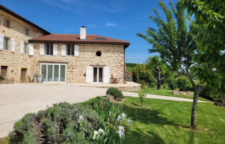 Le gîte et sa terrasse Gîte n°1848 Saint-Point - Saône-et-Loire - Le gîte et sa terrasse