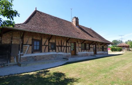 G&icirc;te n&deg;1991 Saint-Usuge - Sa&ocirc;ne-et-Loire - photo