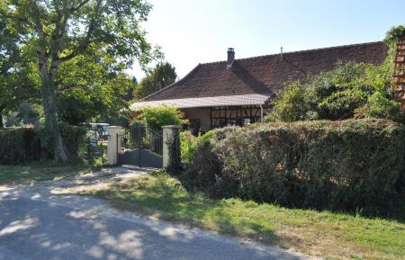 Chambre d'h&ocirc;tes n&deg;2612 Saint-Germain-du-Bois - Sa&ocirc;ne-et-Loire - photo
