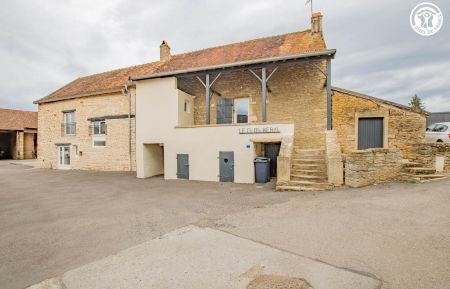 G&icirc;te n&deg;3253 Genouilly - Sa&ocirc;ne-et-Loire - photo