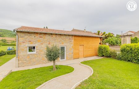 G&icirc;te n&deg;3287 Royer - Sa&ocirc;ne-et-Loire - photo