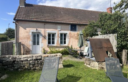 G&icirc;te n&deg;3350 Mesvres - Sa&ocirc;ne-et-Loire - photo