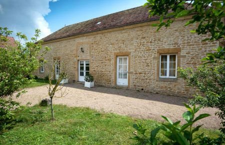 G&icirc;te n&deg;934 Anzy-le-Duc - Sa&ocirc;ne-et-Loire - photo