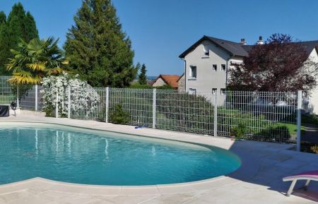G&icirc;te n&deg;987 Mesvres - Sa&ocirc;ne-et-Loire - photo