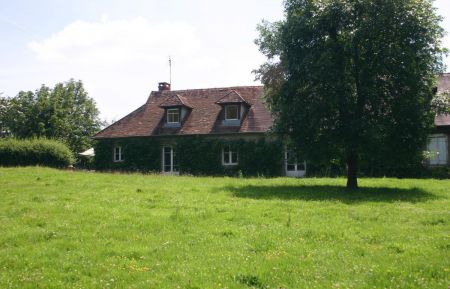 G&icirc;te n&deg;1616 Gueugnon - Sa&ocirc;ne-et-Loire - photo