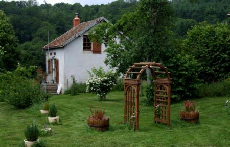 G&icirc;te n&deg;1494 Chissey-en-Morvan - Sa&ocirc;ne-et-Loire - photo