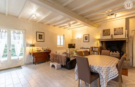 G&icirc;te n&deg;1962 La Guiche - Sa&ocirc;ne-et-Loire - photo